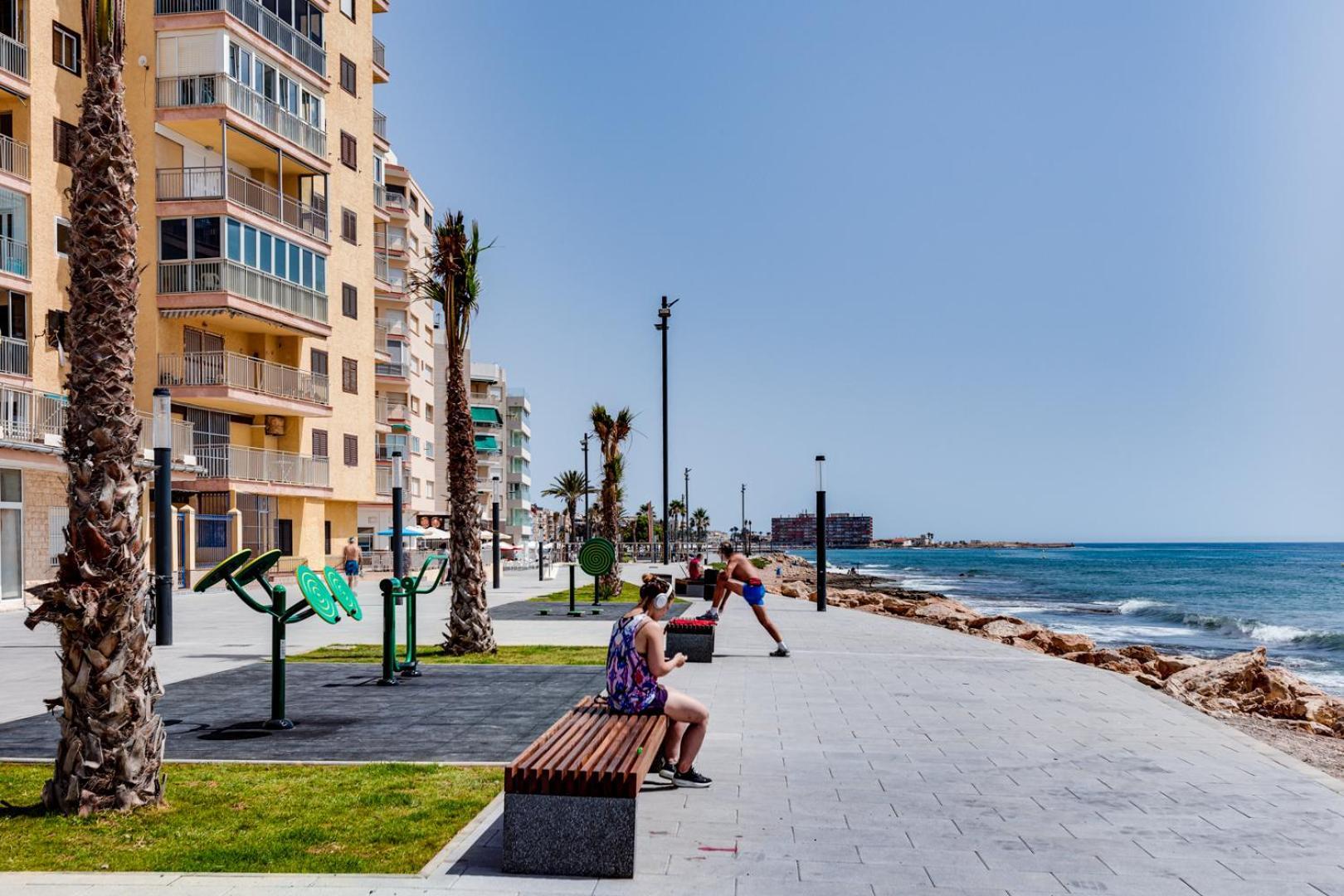 Calle Concordia 86, Two Bedroom Apartment, Up To 6 Guests, Near Del Cura Beach,Supermarket Mercadona And Central Bus Station 托雷维耶哈 外观 照片